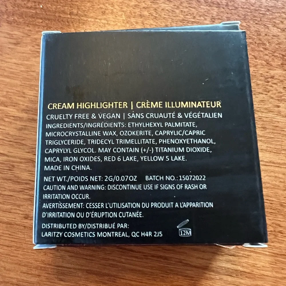 ⭐️HP!⭐️ NWT Laritzy cream hilighter in “Virtue”. Rose-gold with slight shimmer. - Picture 3 of 6